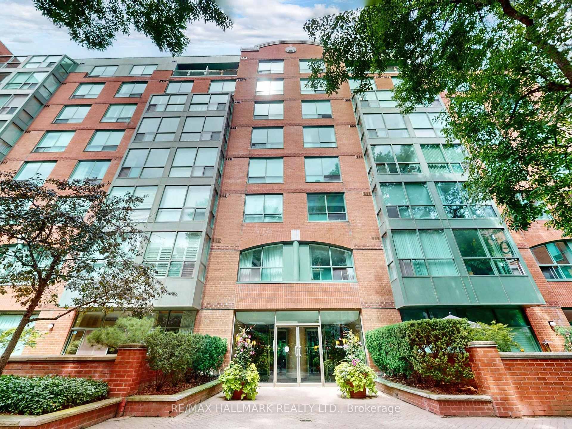 1 Bedroom Condo at 95 Prince  Arthur, Toronto For sale