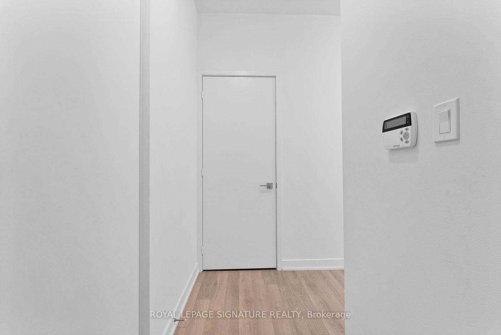 2 Bedrooms Condo at 50 Ordnance, Toronto For sale