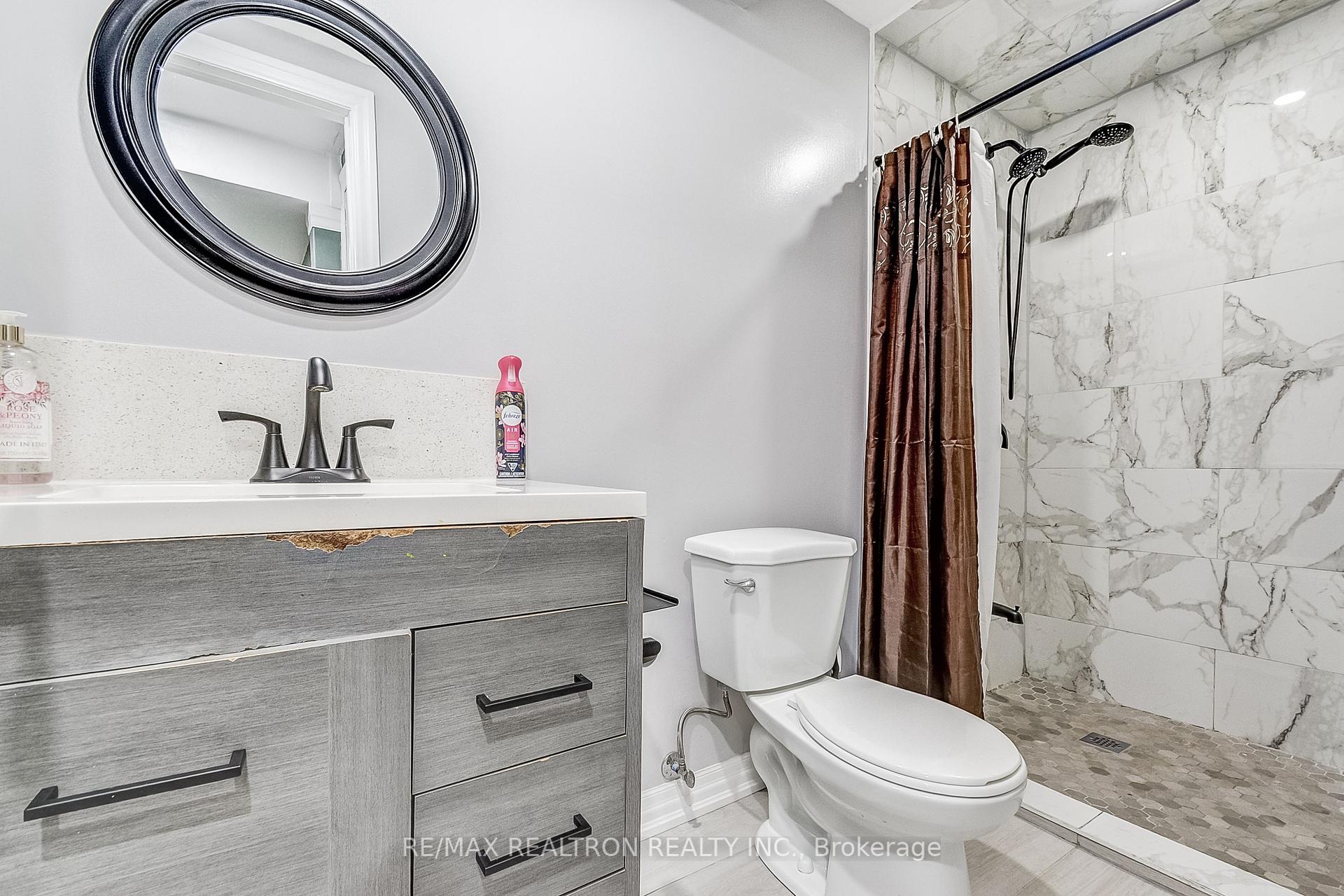 3 Bedrooms Condo at 6442 Finch, Toronto For sale