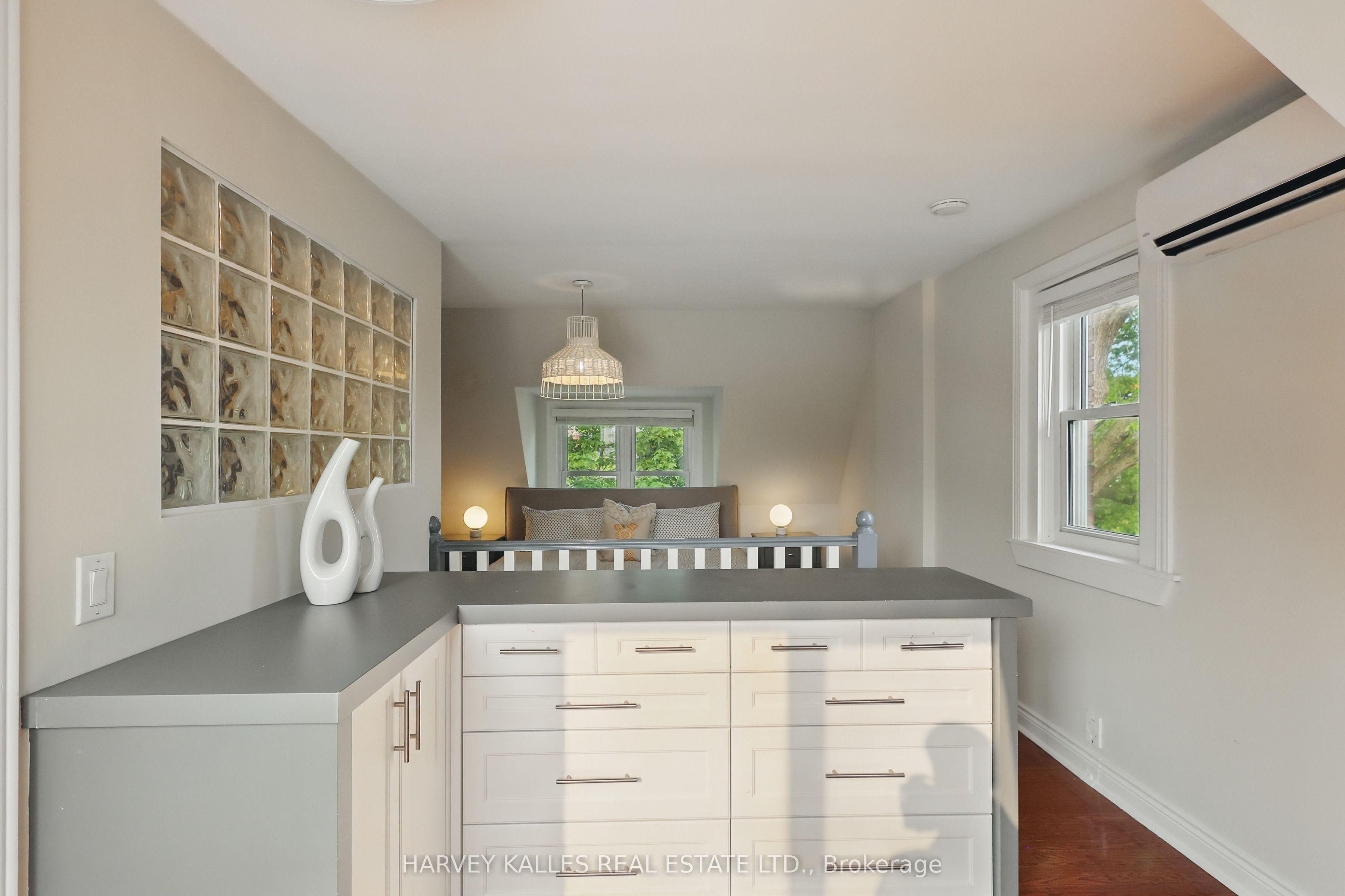 34 Winnett Avenue