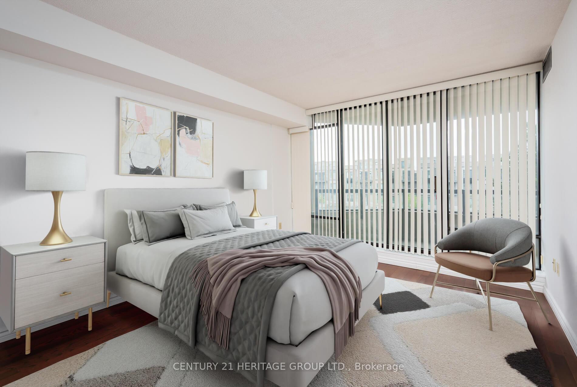 2 Bedrooms Condo at 7420 Bathurst, Vaughan For sale