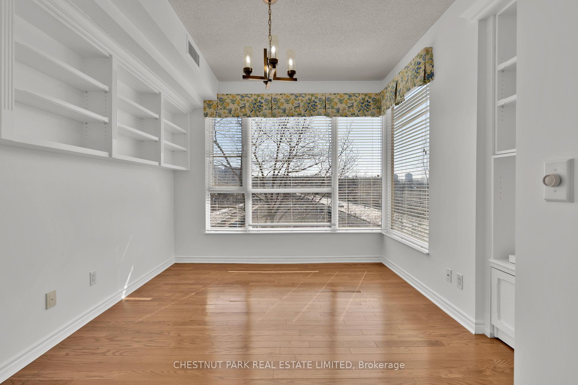 3 Bedrooms Condo at 2662 Bloor, Toronto For sale