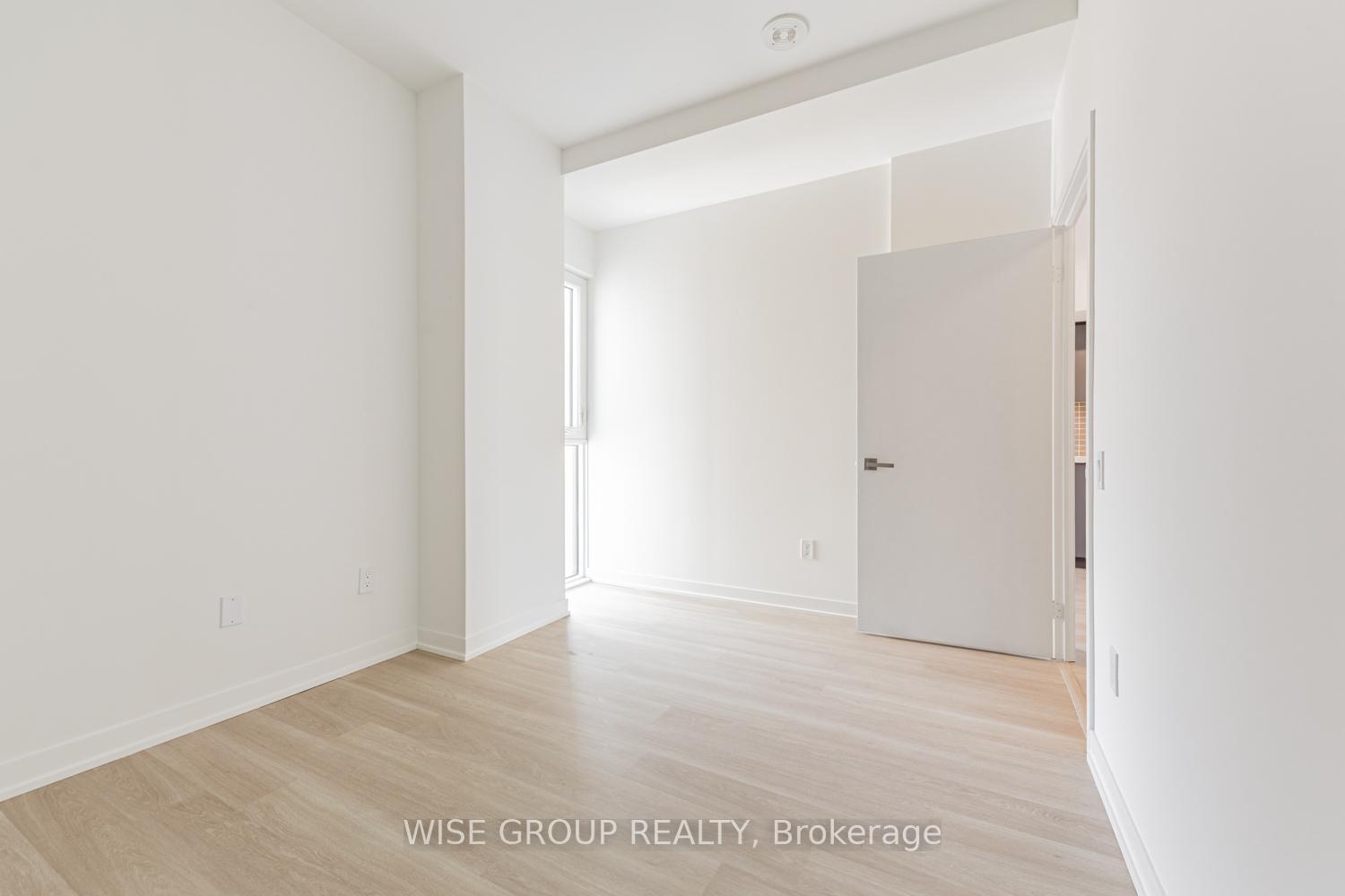 1 Bedroom Condo at 500 Wilson, Toronto For sale