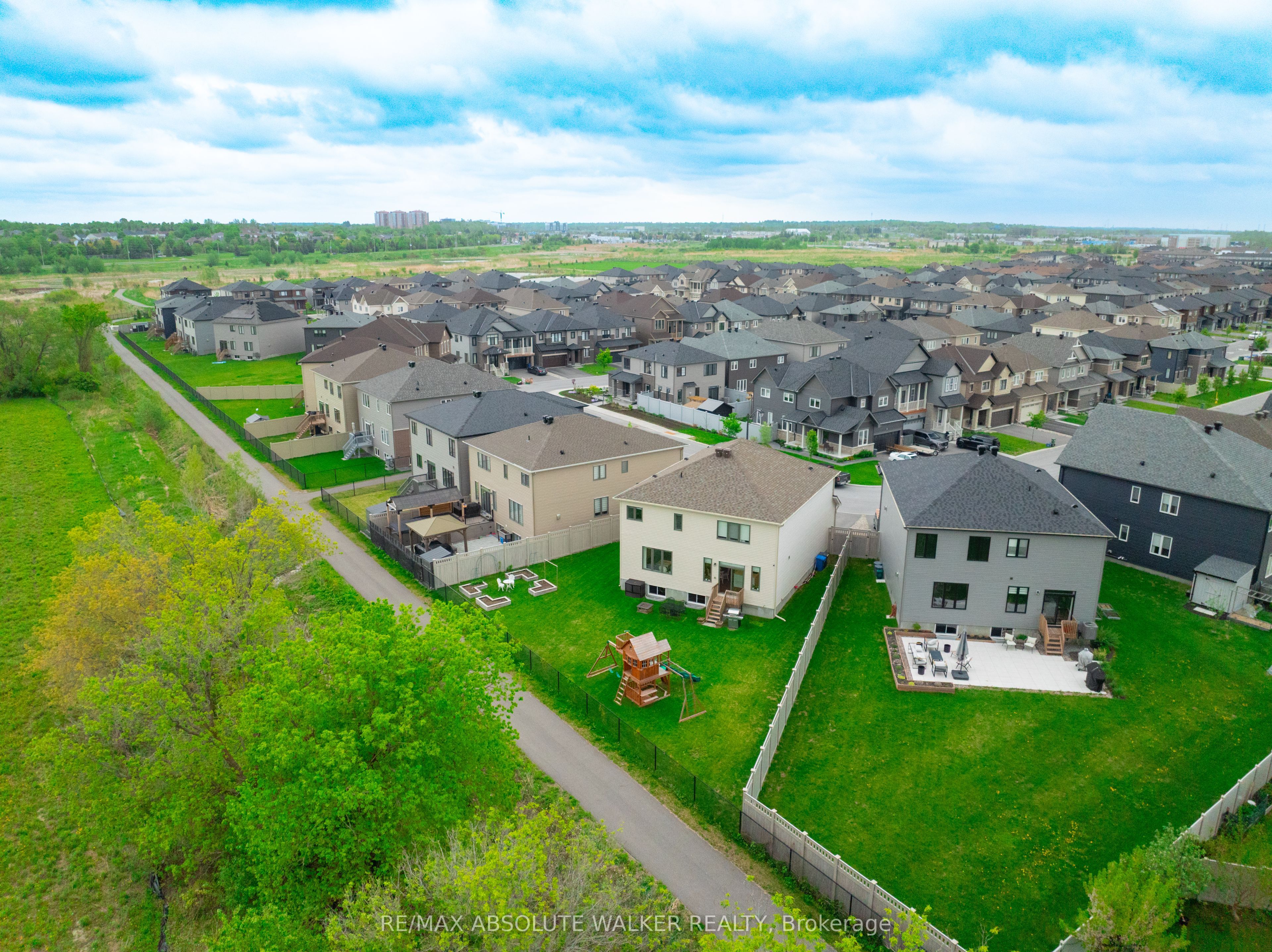 27 Eramosa Crescent
