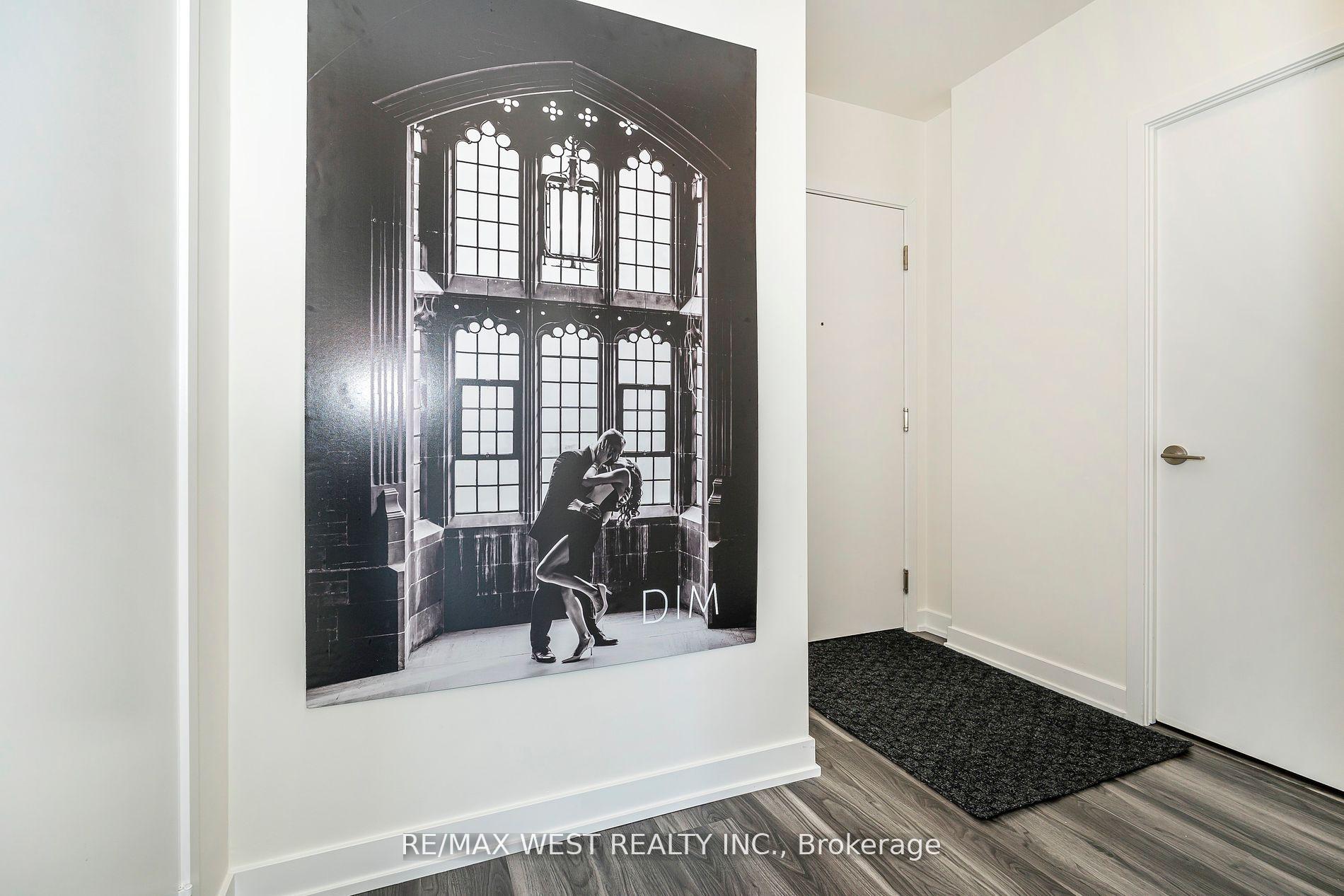 2 Bedrooms Condo at 859 The Queensway, Toronto For sale