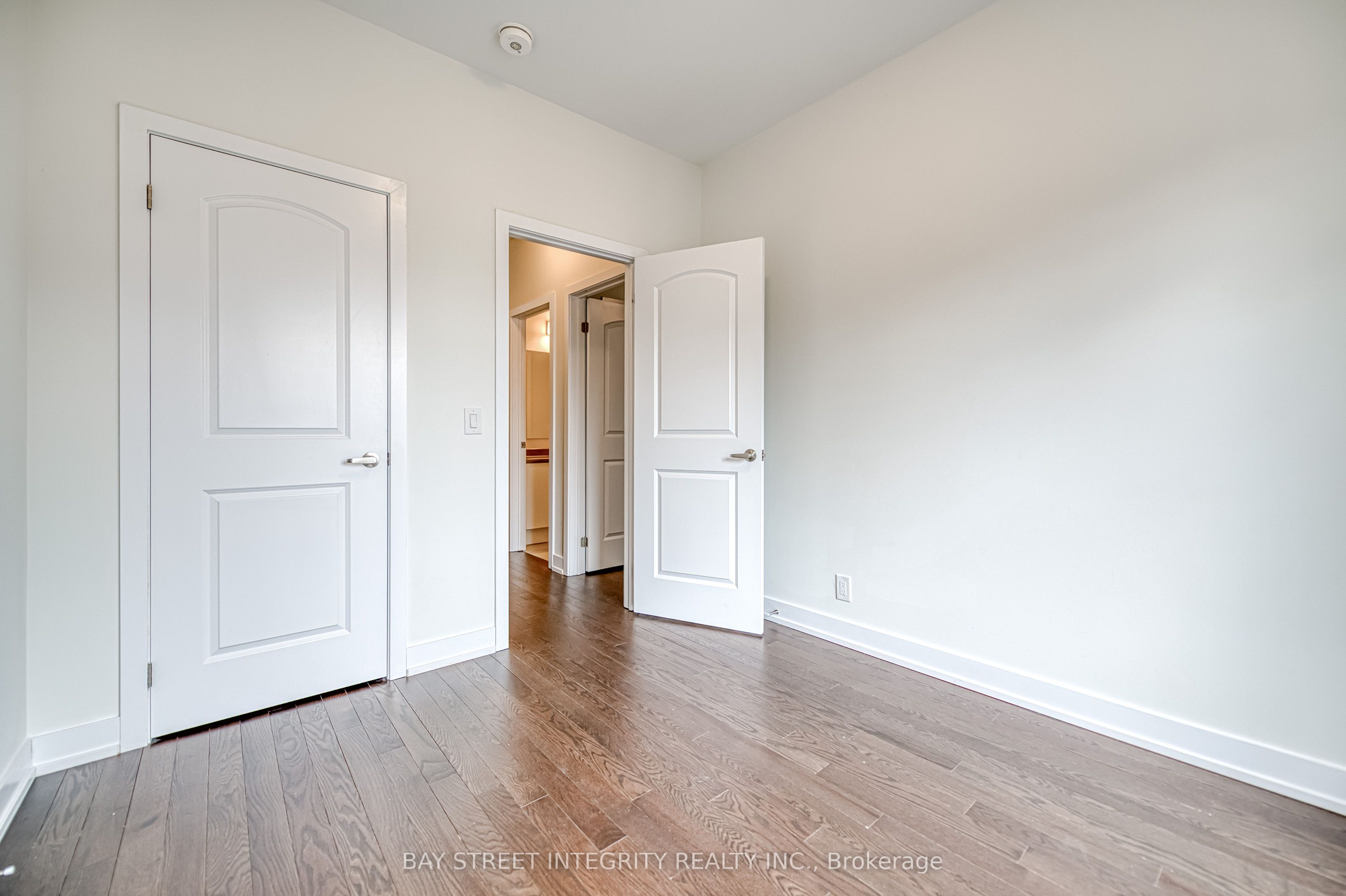 94 Guardhouse Crescent