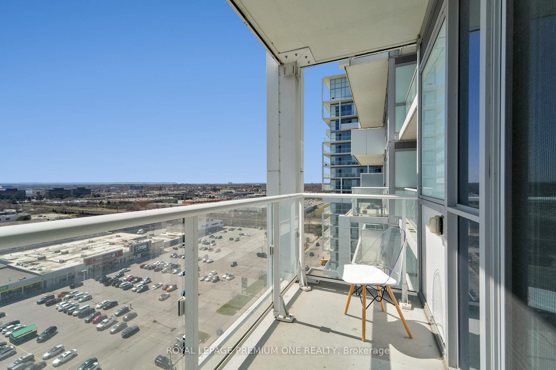 1 Bedroom Condo at 55 Speers, Oakville For sale