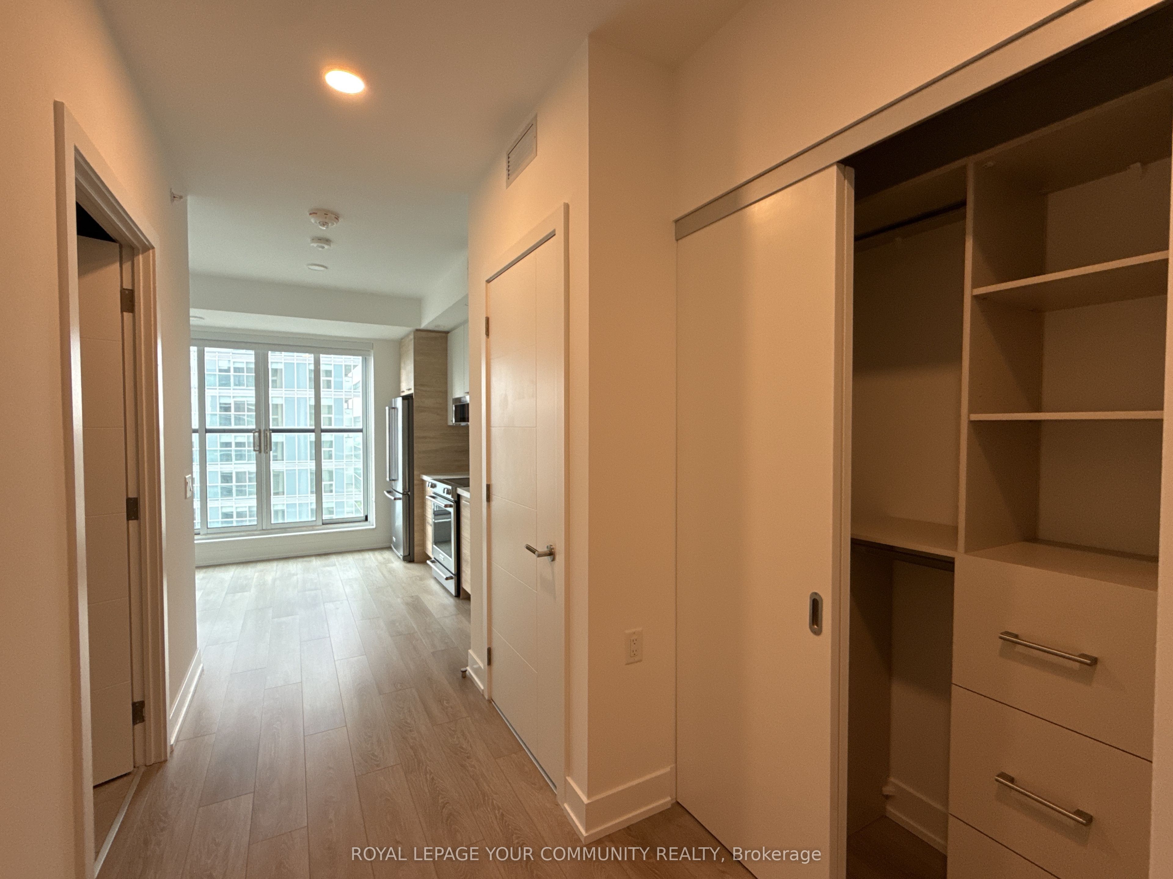 200 Redpath Avenue, #3306