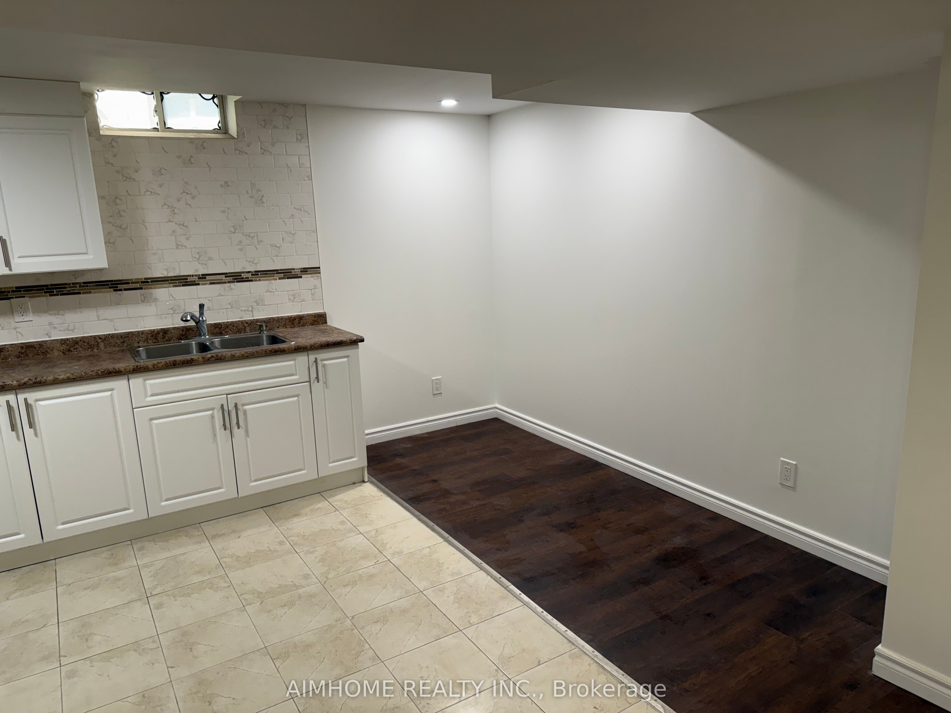 87 Nahani Way, #Lower