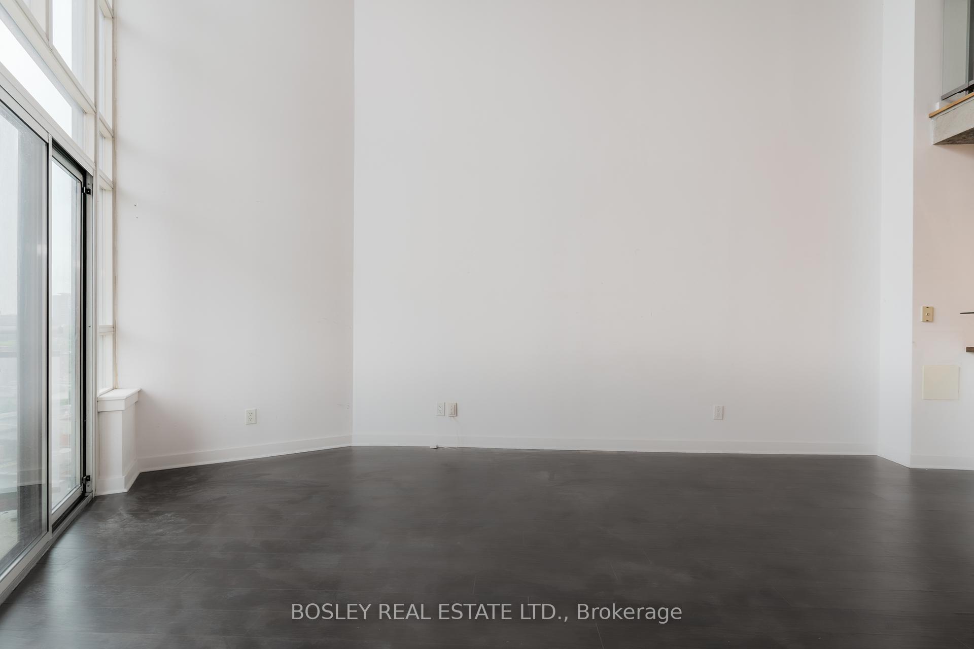 1 Bedroom Condo at 255 Richmond, Toronto For sale
