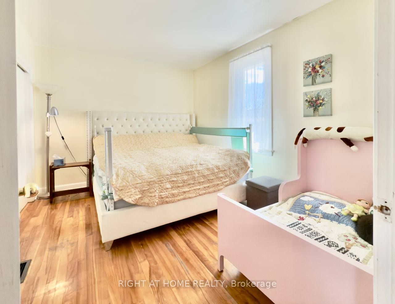 25 Burlingame Road