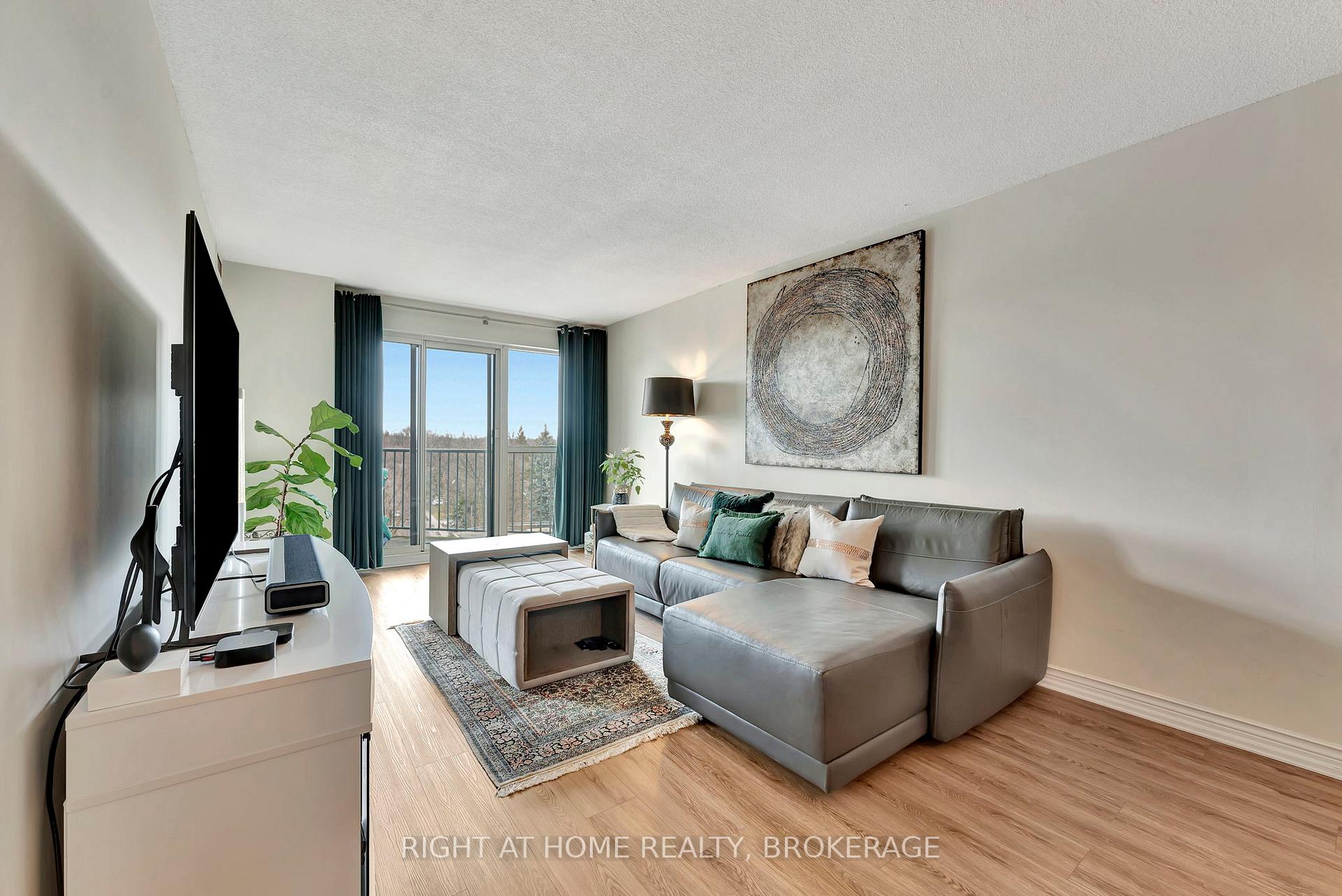 1 Bedroom Condo at 2190 Lakeshore, Burlington For sale
