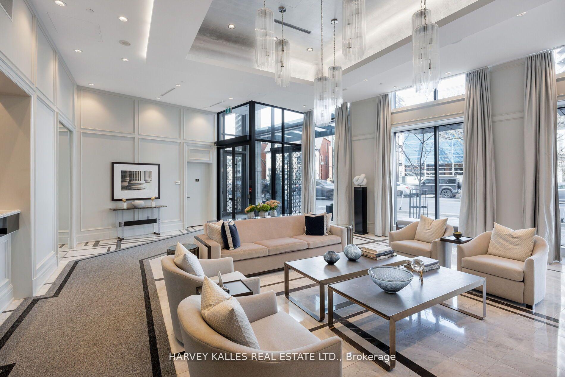 4 Bedrooms Condo at 181 Davenport, Toronto For sale