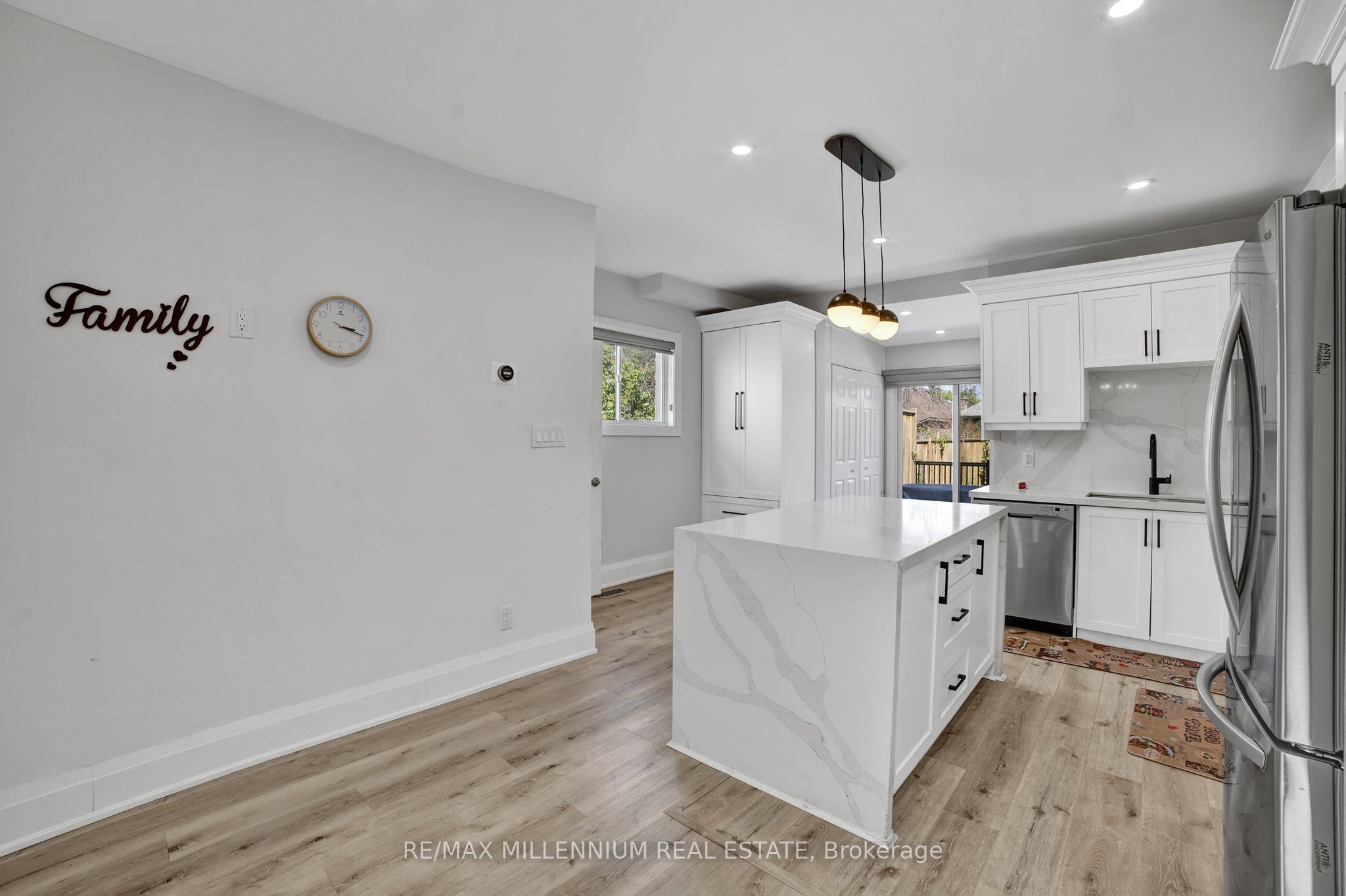 28 Albemarle Street
