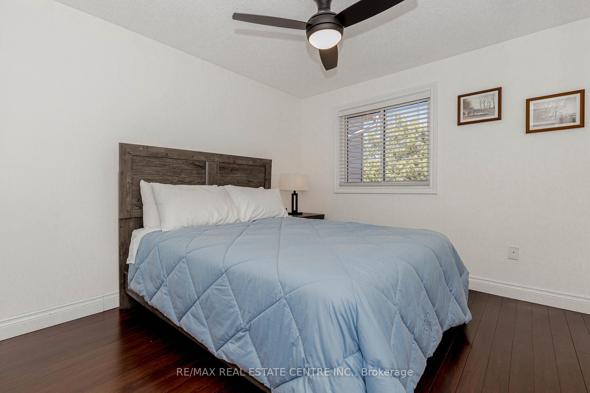 3 Bedrooms Condo at 1526 Lancaster,  Oakville For sale