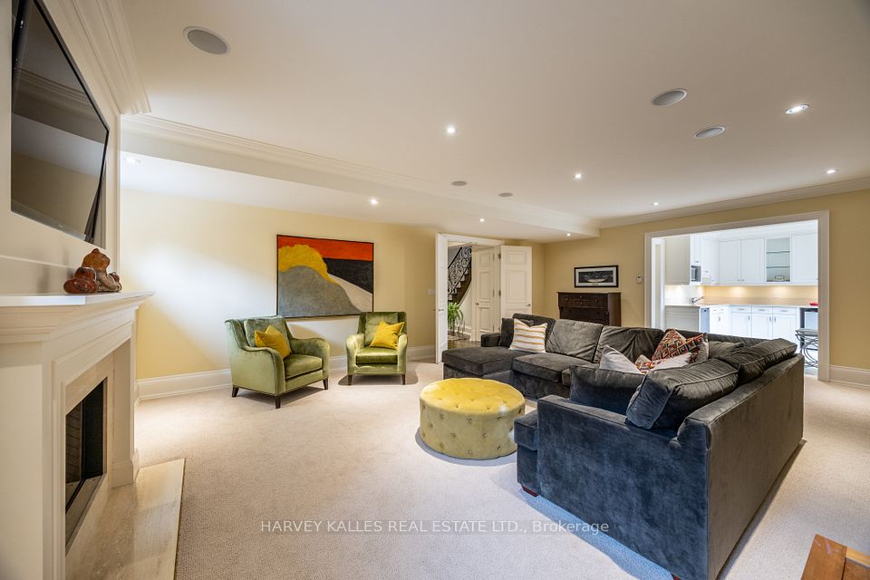 50 Lawrence Crescent