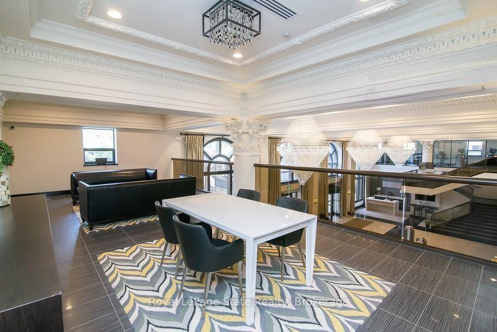 1 Bedroom Condo at 118 KING,  Hamilton For sale