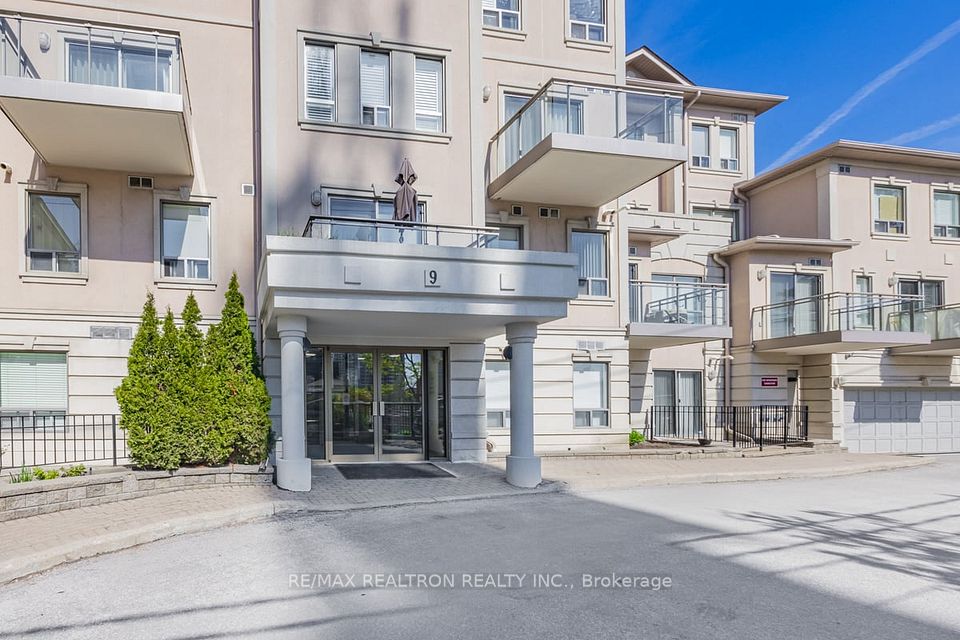9 Greenbriar