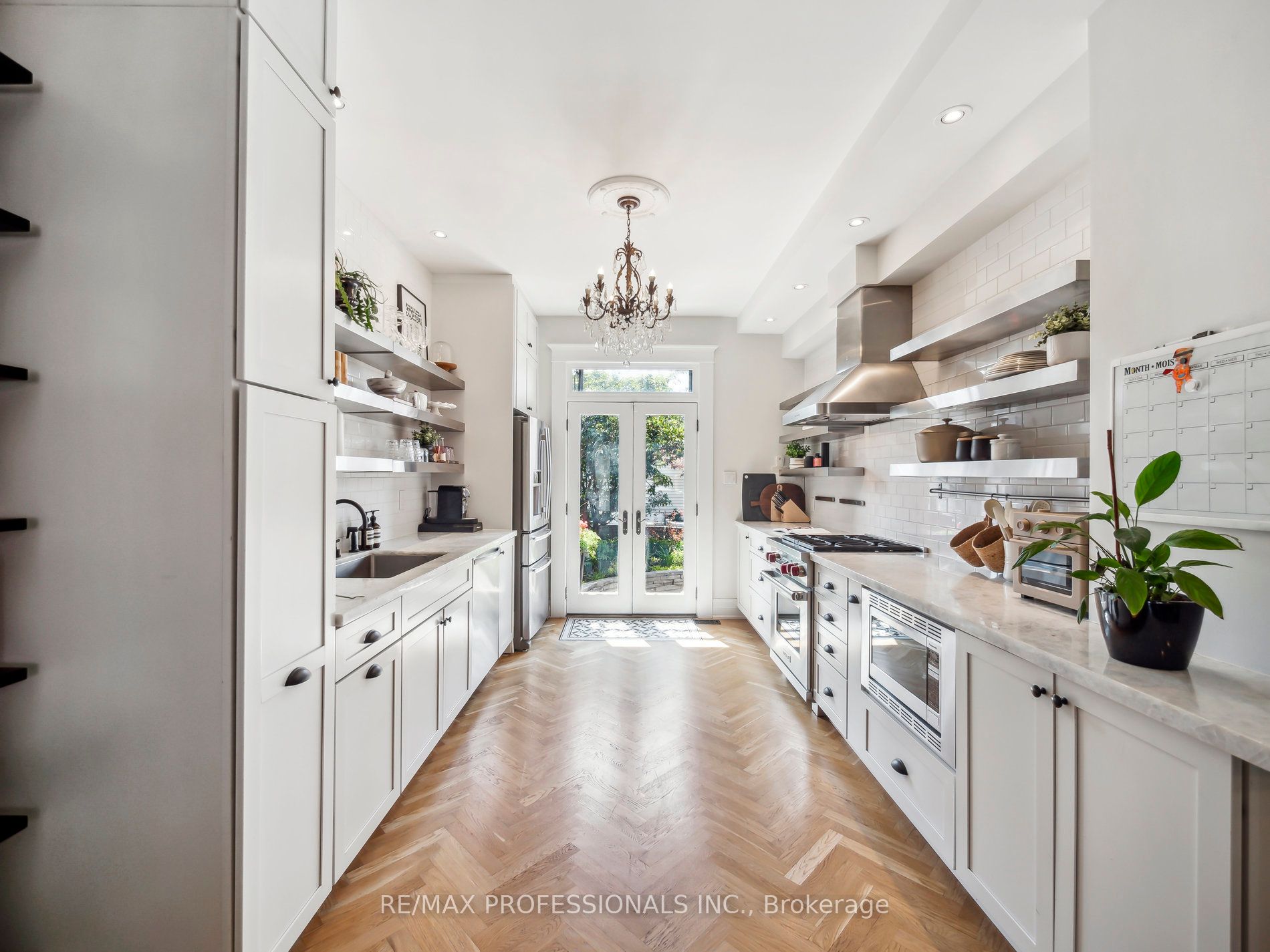 137 Galley Avenue