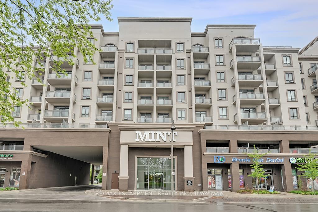 1 Bedroom Condo at 2486 Old Bronte, Oakville For sale