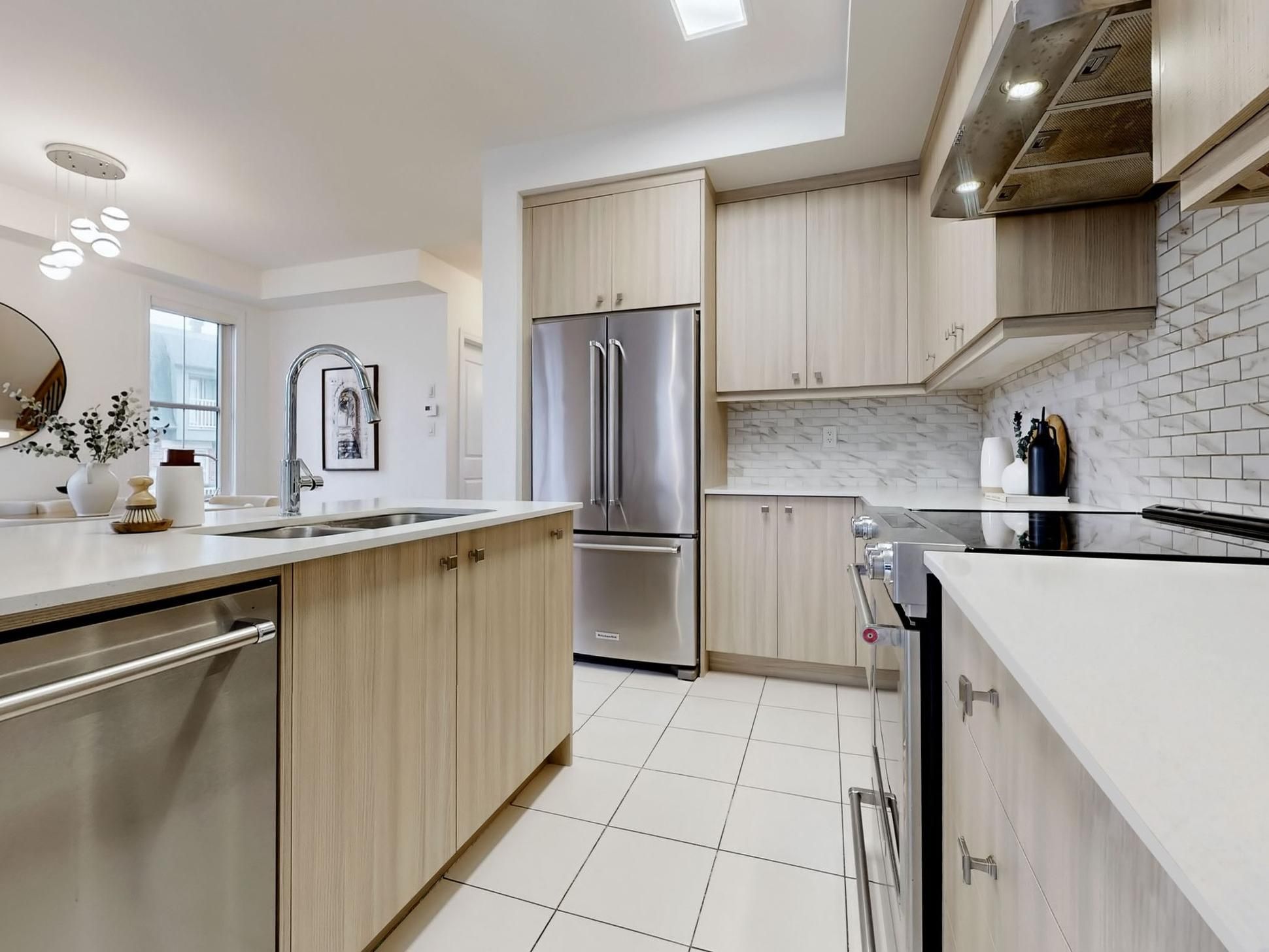 5 Amherst Circle