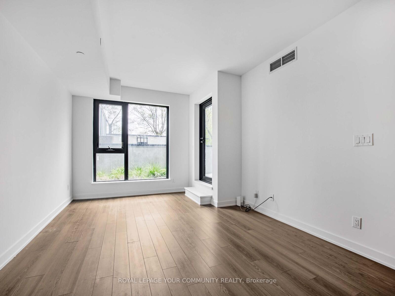 2 Bedrooms Condo at 2799 Kingston, Toronto For sale