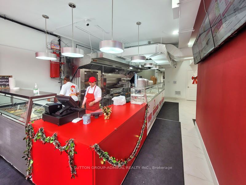 1395 Yonge Street