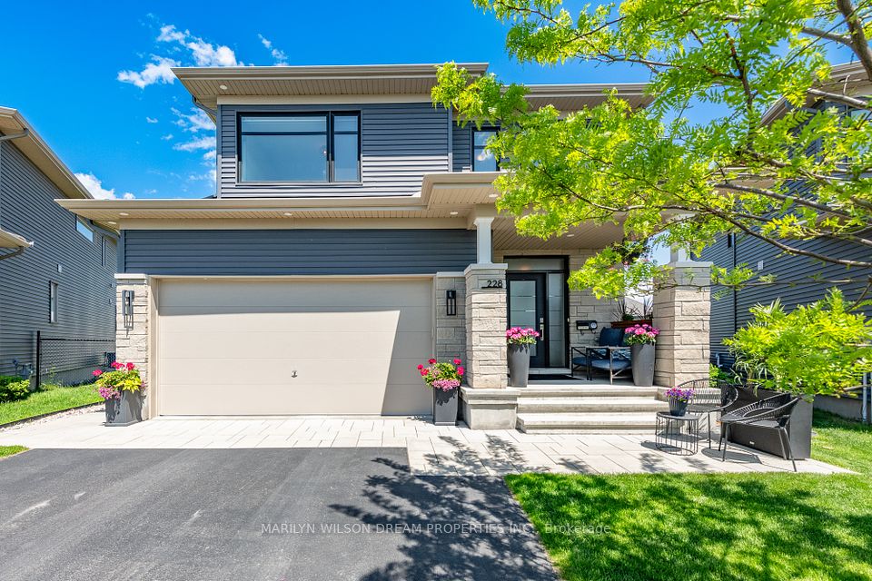 228 Onyx Crescent, Clarence-Rockland, ON K4K 0H5