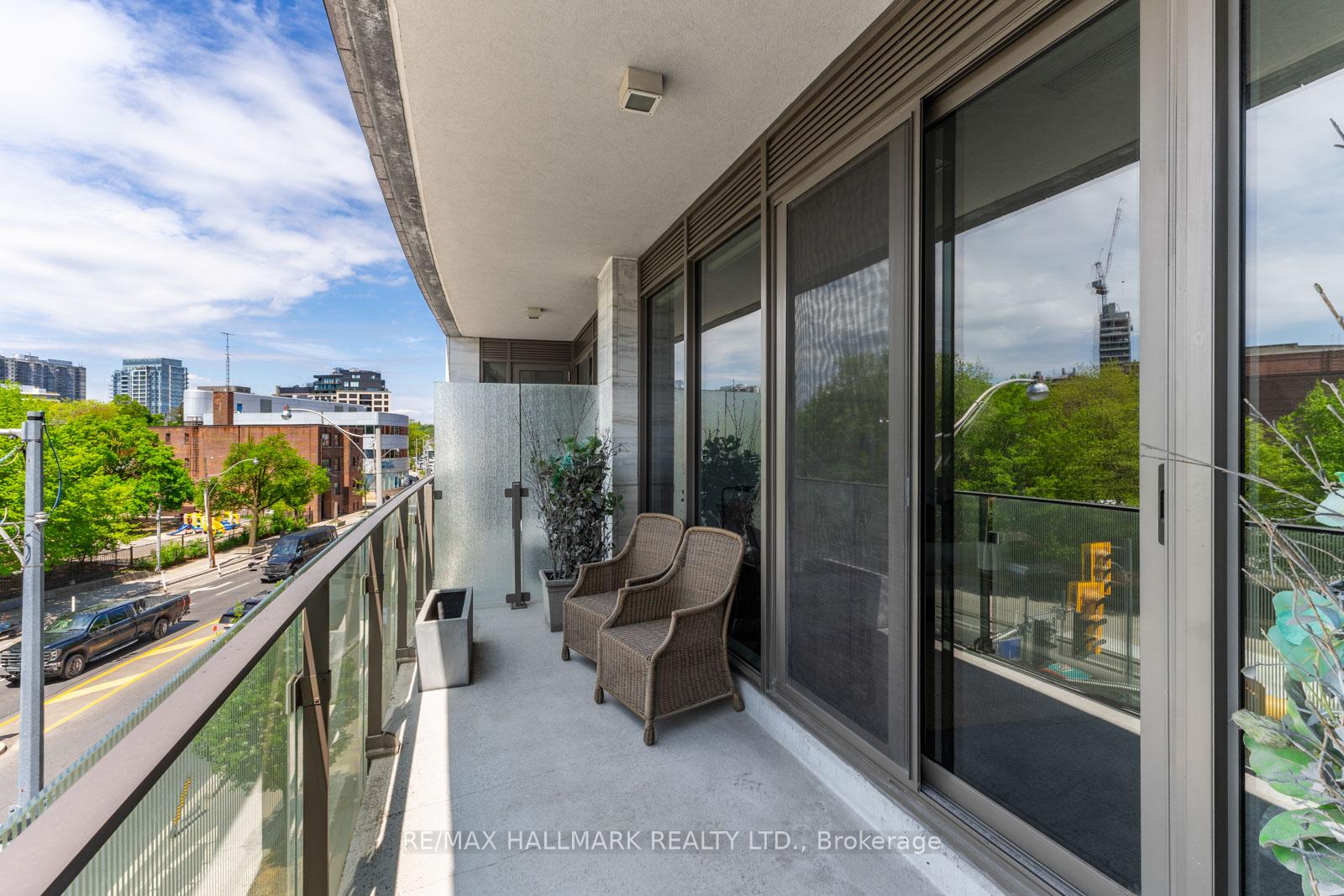 1 Bedroom Condo at 88 Davenport, Toronto For sale