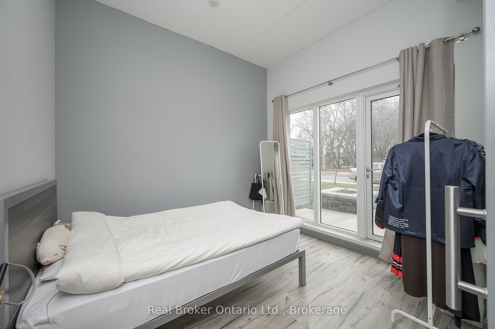 1 Bedroom Condo at 77 Leland, Hamilton For sale