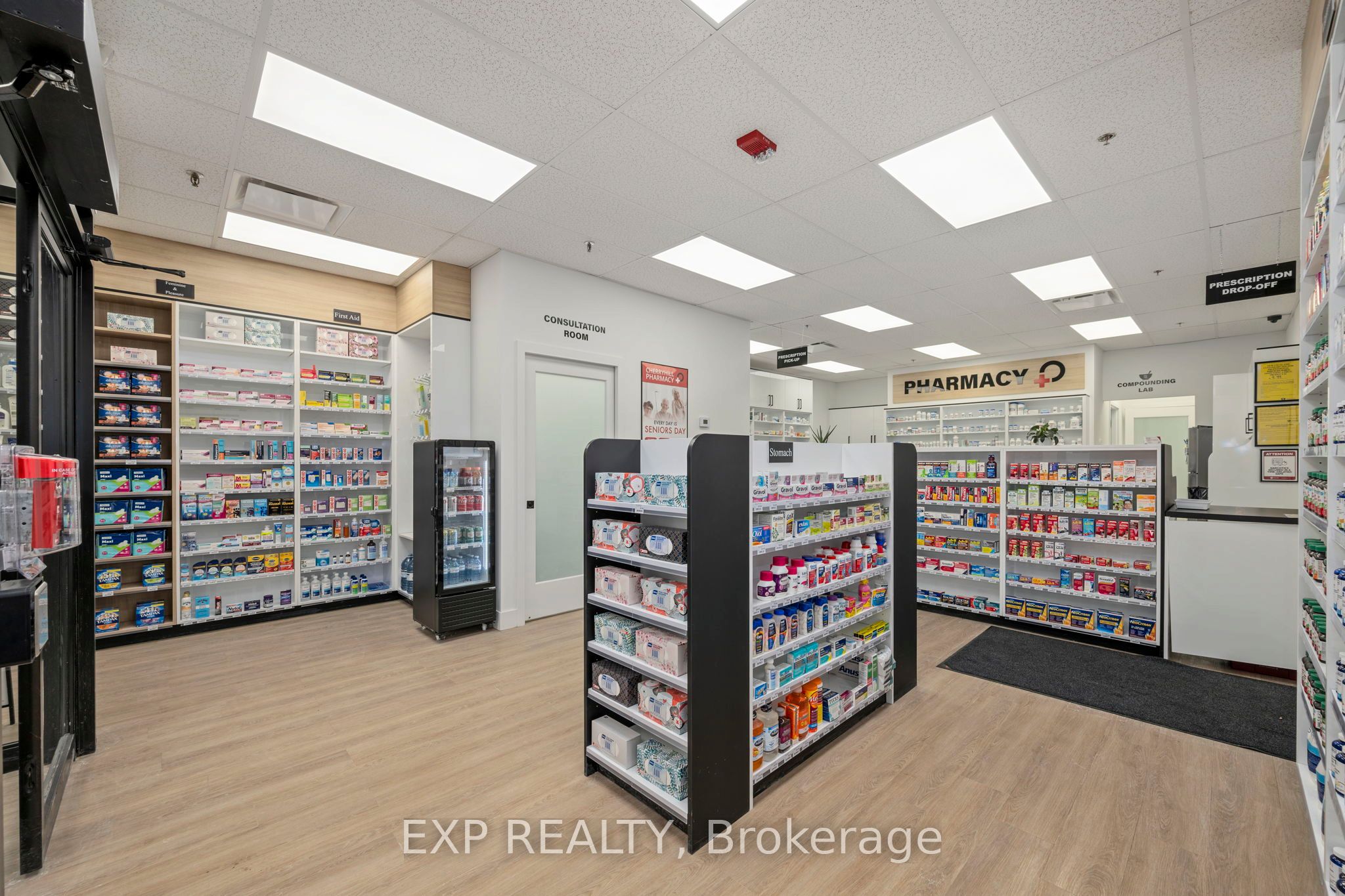 101 CHERRYHILL Boulevard, #114
