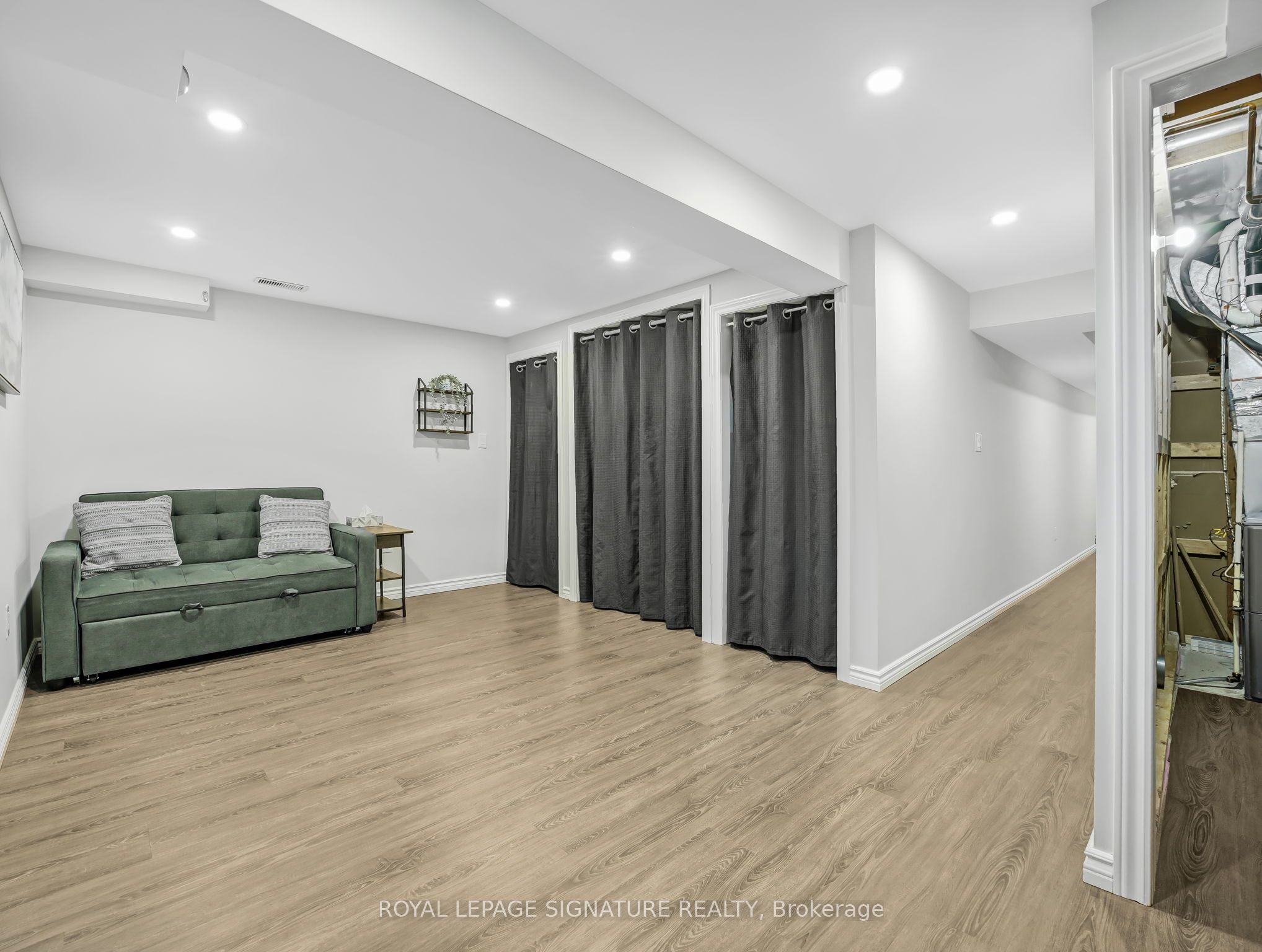 1 Vulcan Court S