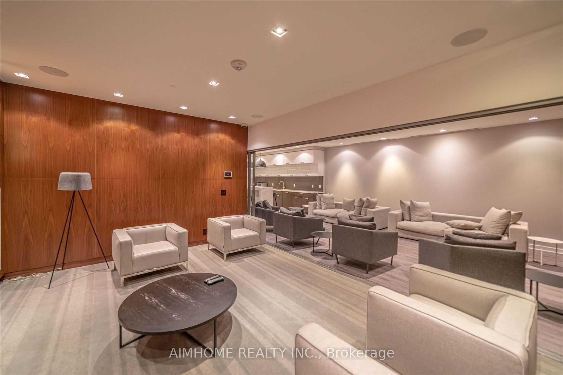 2 Bedrooms Condo at 8 Mercer, Toronto For sale
