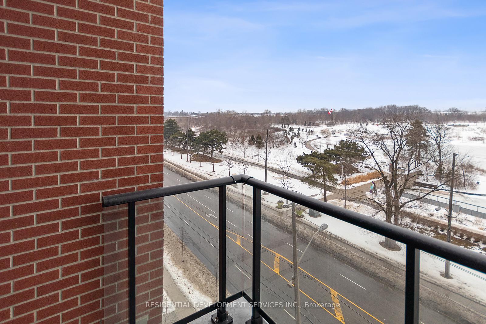 2 Bedrooms Condo at 3100 Keele,  Toronto For sale
