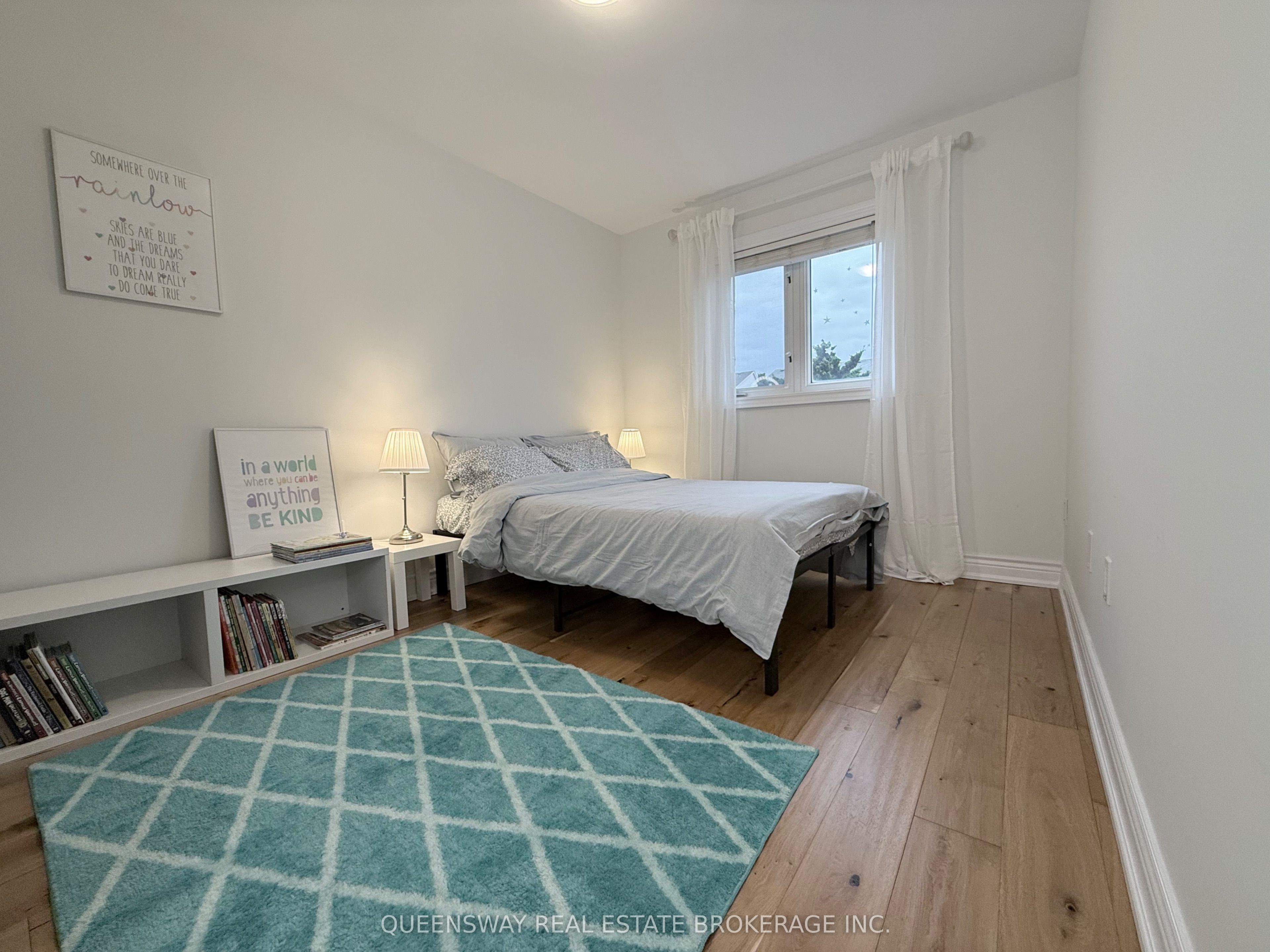 82 Roxton Road