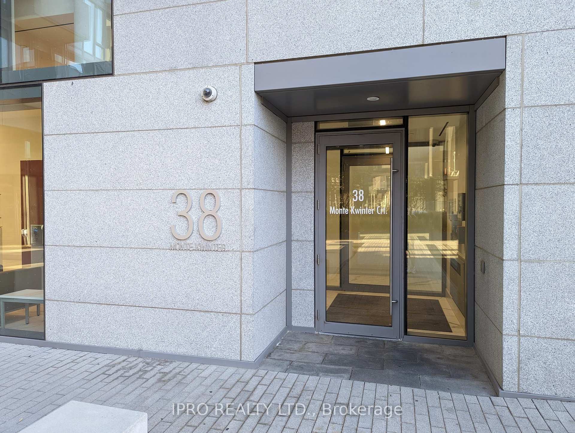2 Bedrooms Condo at 38 Monte Kwinter,  Toronto For sale