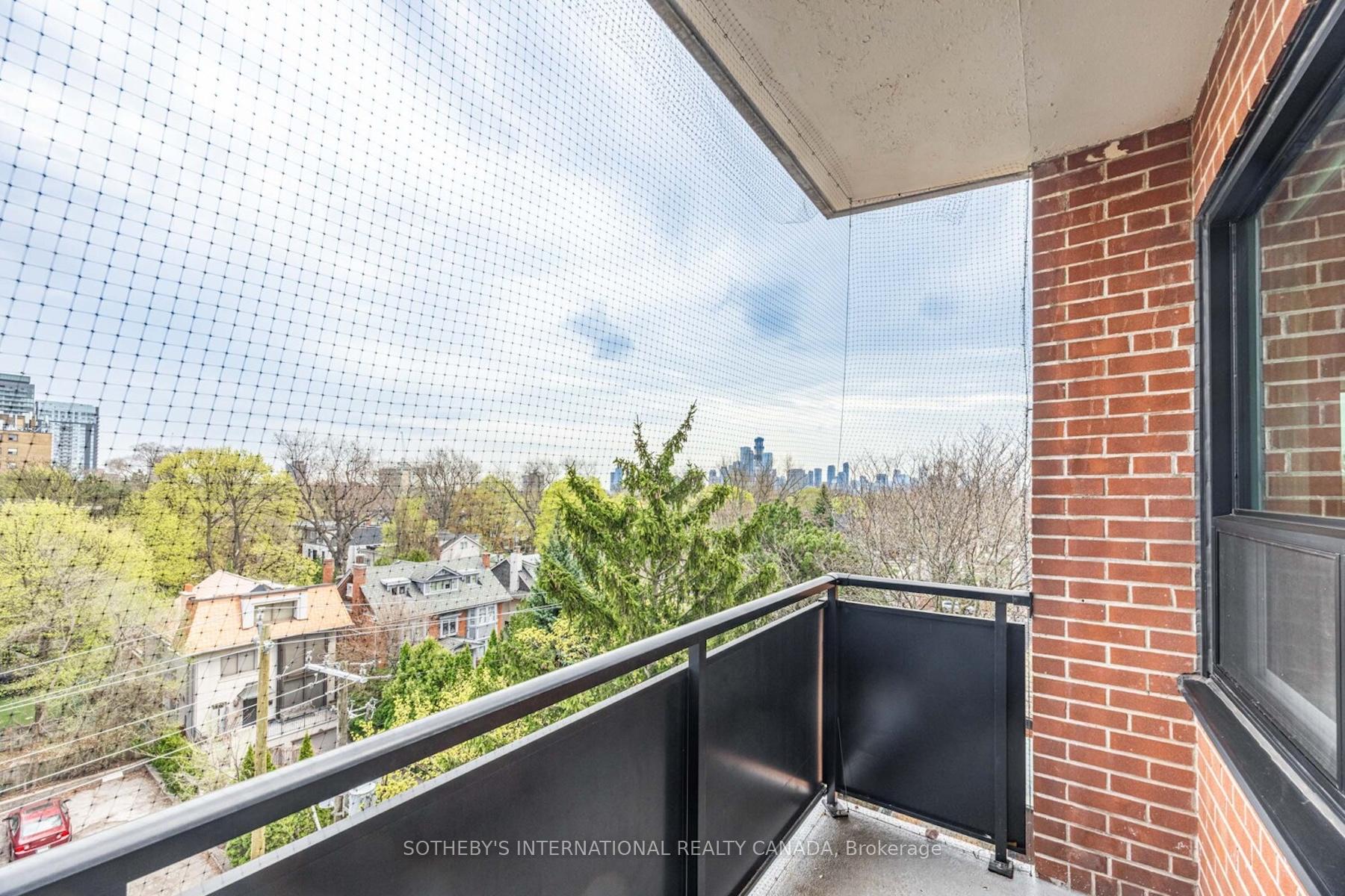 1 Bedroom Co-op at 78 Warren,  Toronto For sale