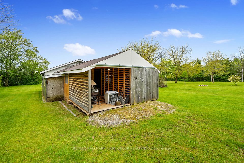 2103 Cunningham Road, Hamilton Township, ON K9A 4J8