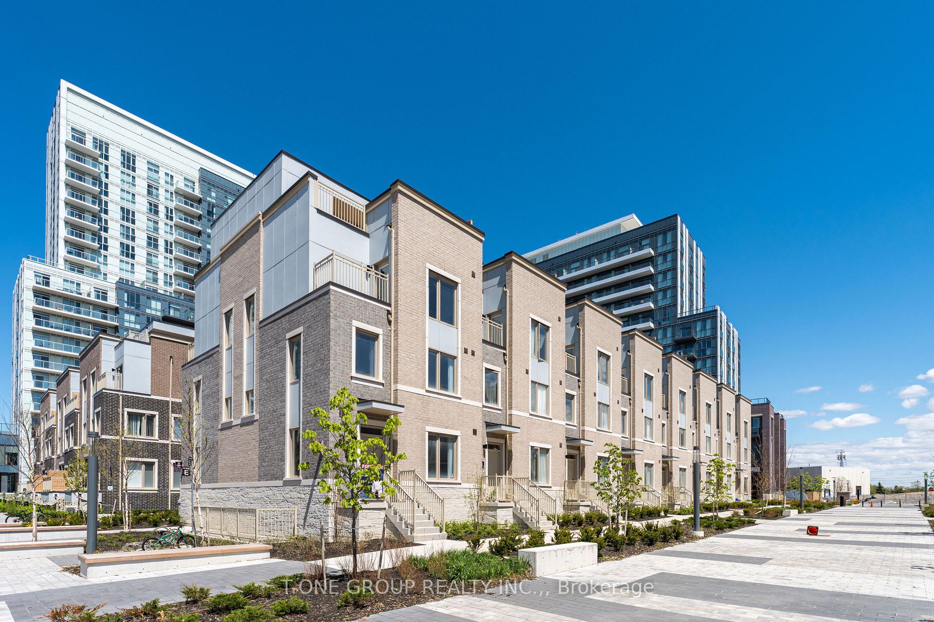 3 Bedrooms Condo at 30 Almond Blossom, Vaughan For sale