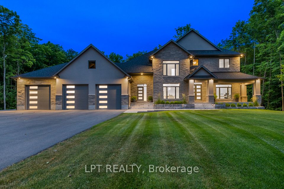 5740 Queenscourt