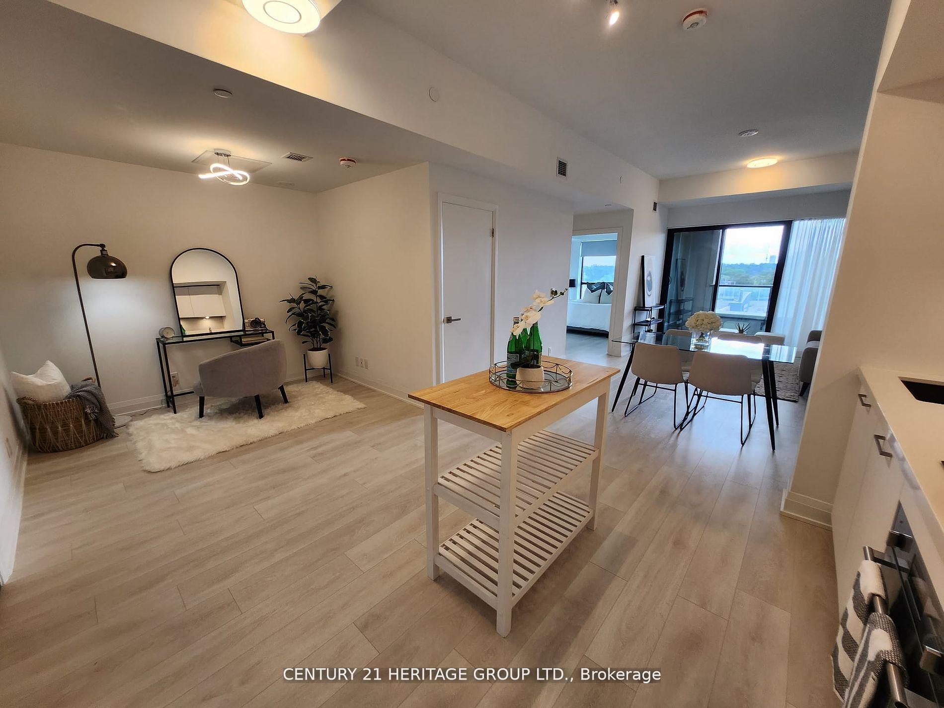 2 Bedrooms Condo at 33 Frederick Todd, Toronto For sale