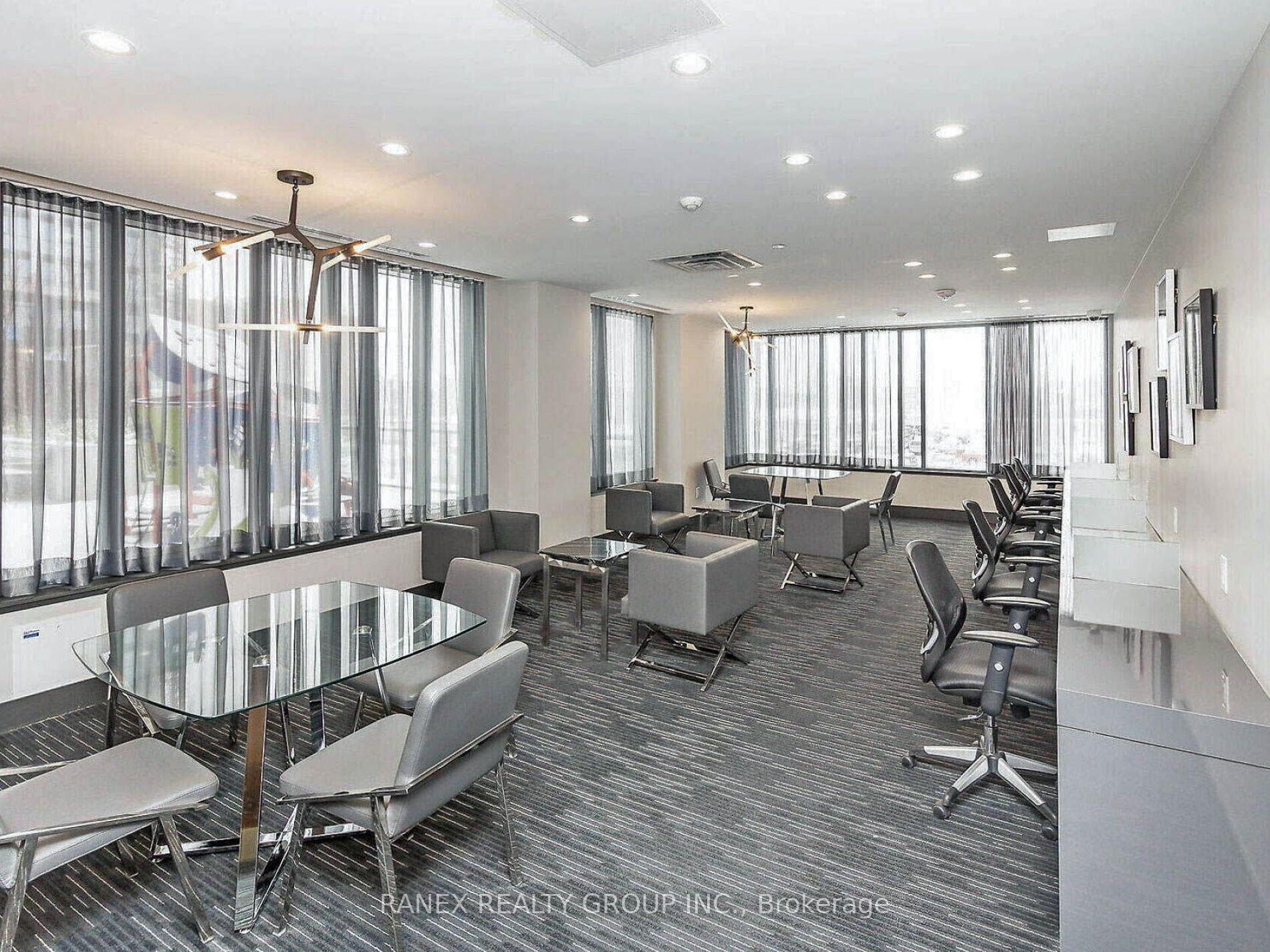 2 Bedrooms Condo at 5025 Four Springs, Mississauga For sale