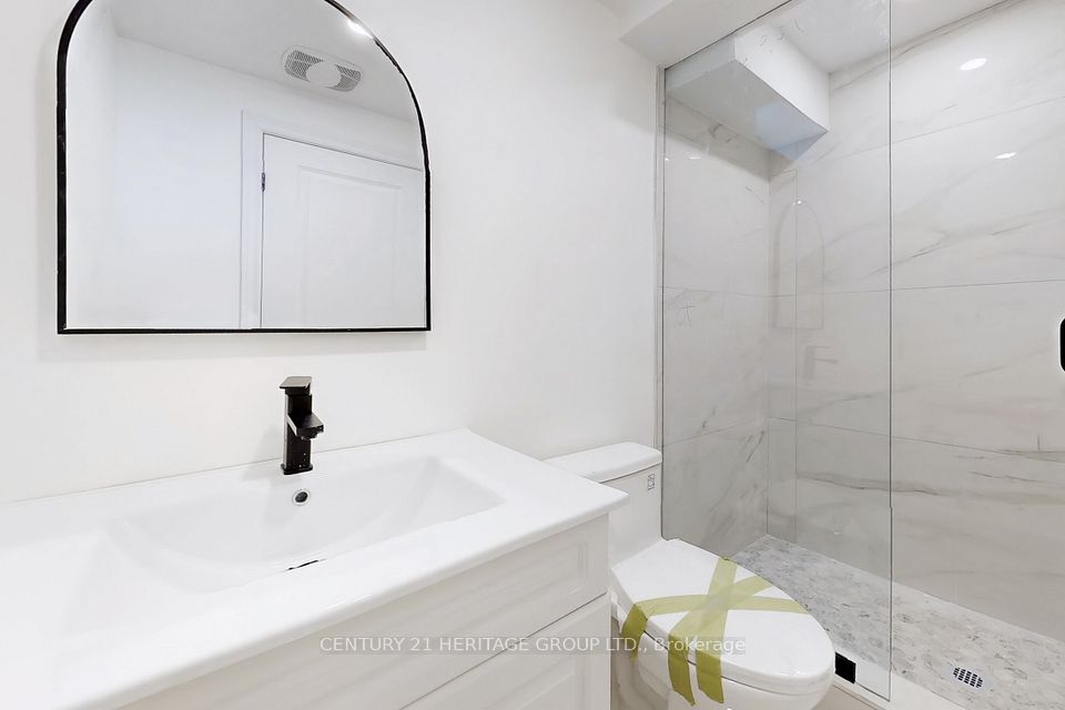https://trreb-image.ampre.ca/pISaee1pmdIj2uUqMH0y9X42i9wwhJZD0As44jsO8eA/rs:fit:960:960/wm:.5:so:0:50:.4/wmsh:10/wmt:PHNwYW4gZm9yZWdyb3VuZD0nd2hpdGUnIGZvbnQ9JzY4Jz5DRU5UVVJZIDIxIEhFUklUQUdFIEdST1VQIExURC4sIEJyb2tlcmFnZTwvc3Bhbj4/L3RycmViL2xpc3RpbmdzLzQwLzg3LzMwLzYzL3AvYTM2ZGYyZTgtNTlhNy00MmVjLWFmZDUtMjg2OTI5NWEzMDU0LmpwZw.jpg