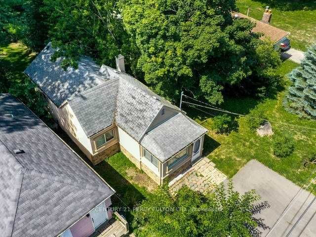 912 Beechwood