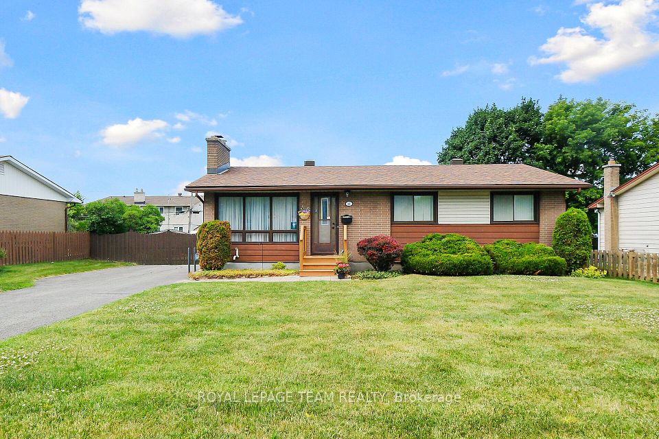 41 Viewmount Drive