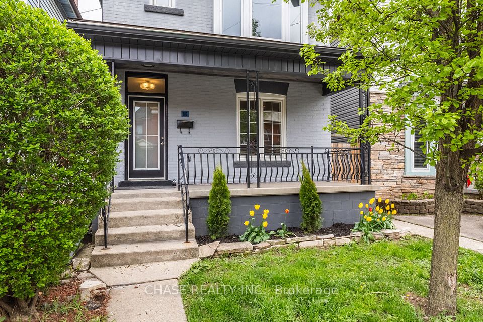 86 Smith Avenue, Hamilton, ON L8L 5P1