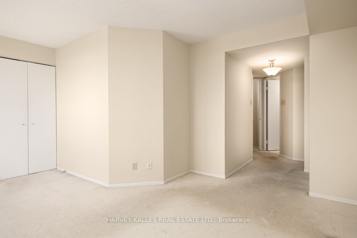 61 Markbrook Lane 911