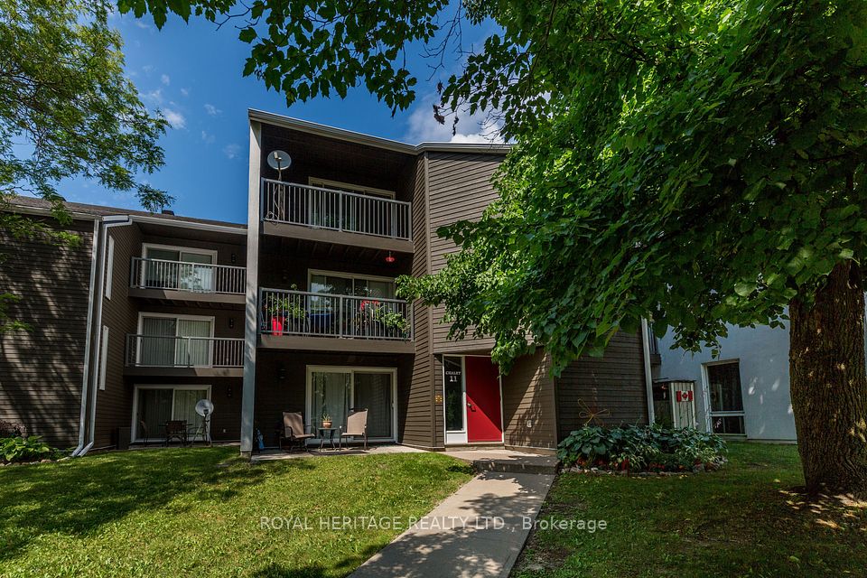 1102 Horseshoe Valley