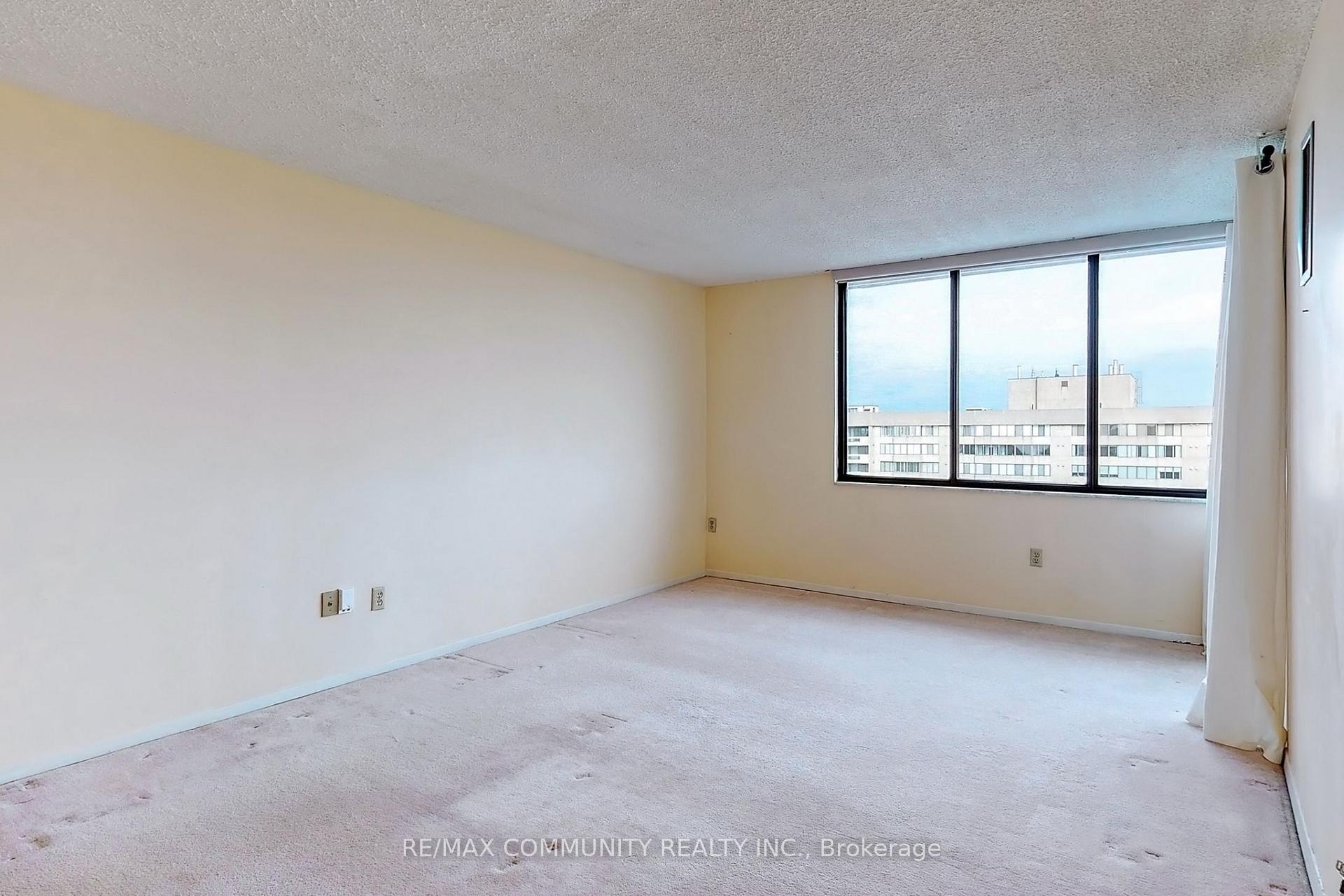 2 Bedrooms Condo at 2330 Bridletowne, Toronto For sale