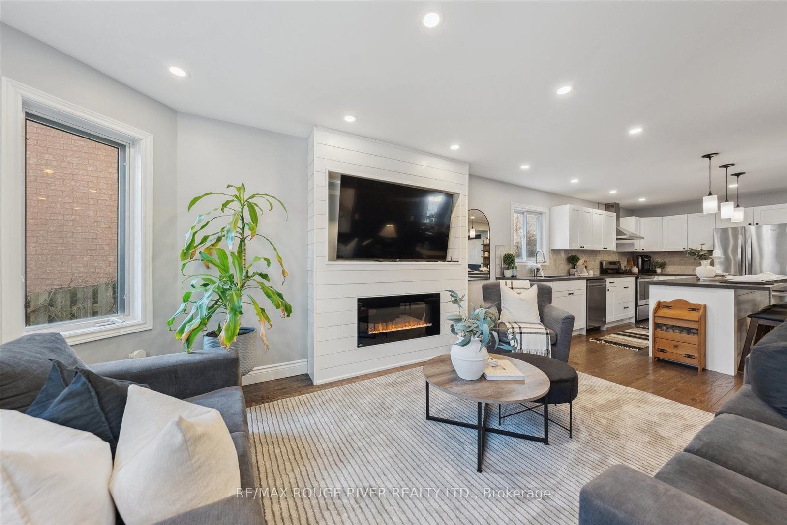 27 Zachary Place